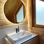 Nikol Alpstuga