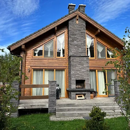 Nikol Alpstuga