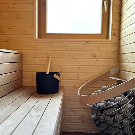 Nikol Chalet *